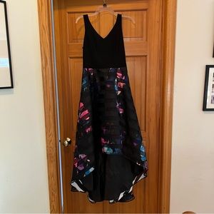 Venus Size 8 colorful striped dress